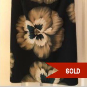 Pull on straight skirt